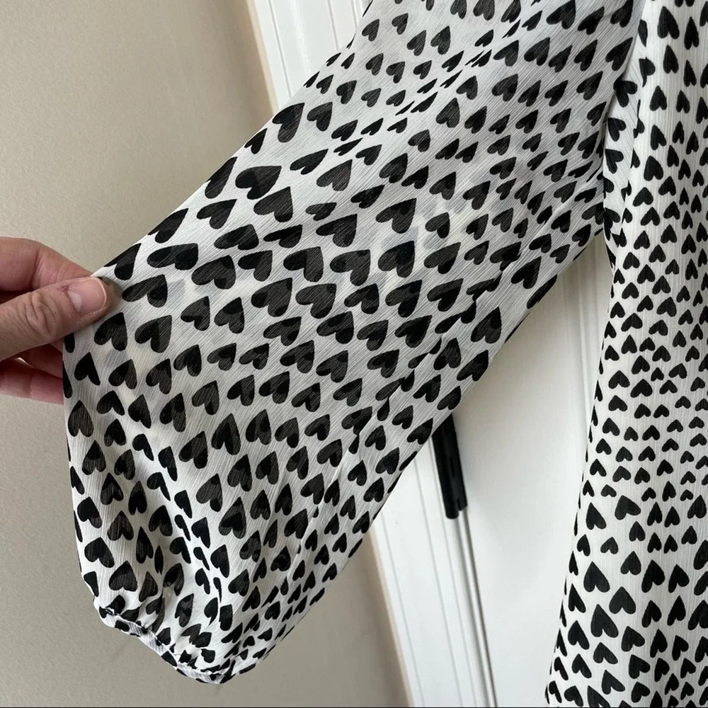 J. Crew‎ All Over Hearts Cream Black Ruffle Trim Blouse XS